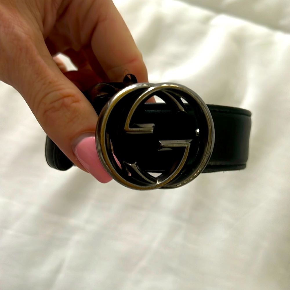 Mens Authentic Gucci belt